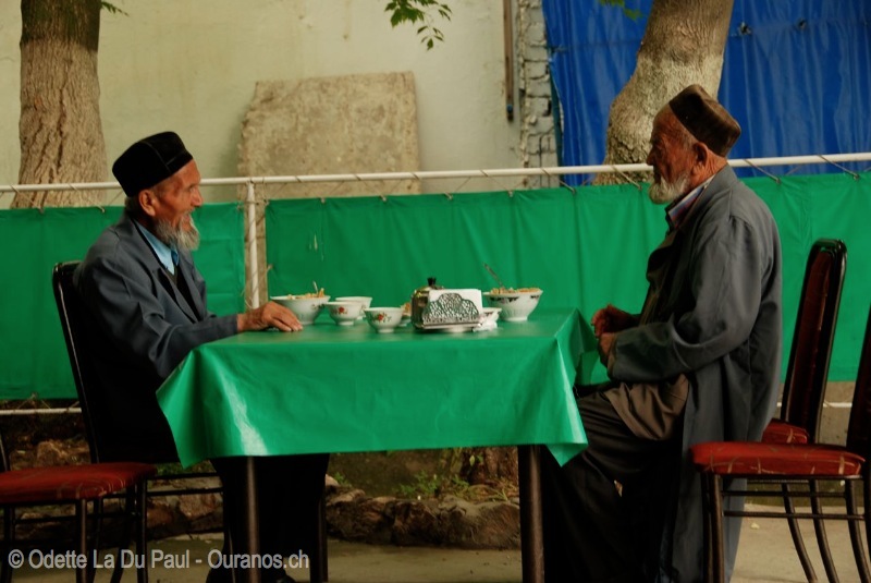 ousbek-22 watermarked